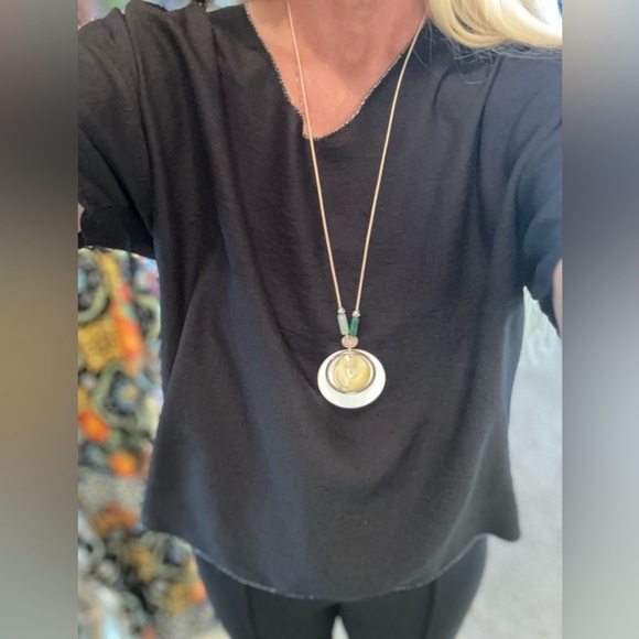 Italian Linen Silver Stitch Top, Made In Italy
$65/ $149 - Picture 6 of 9